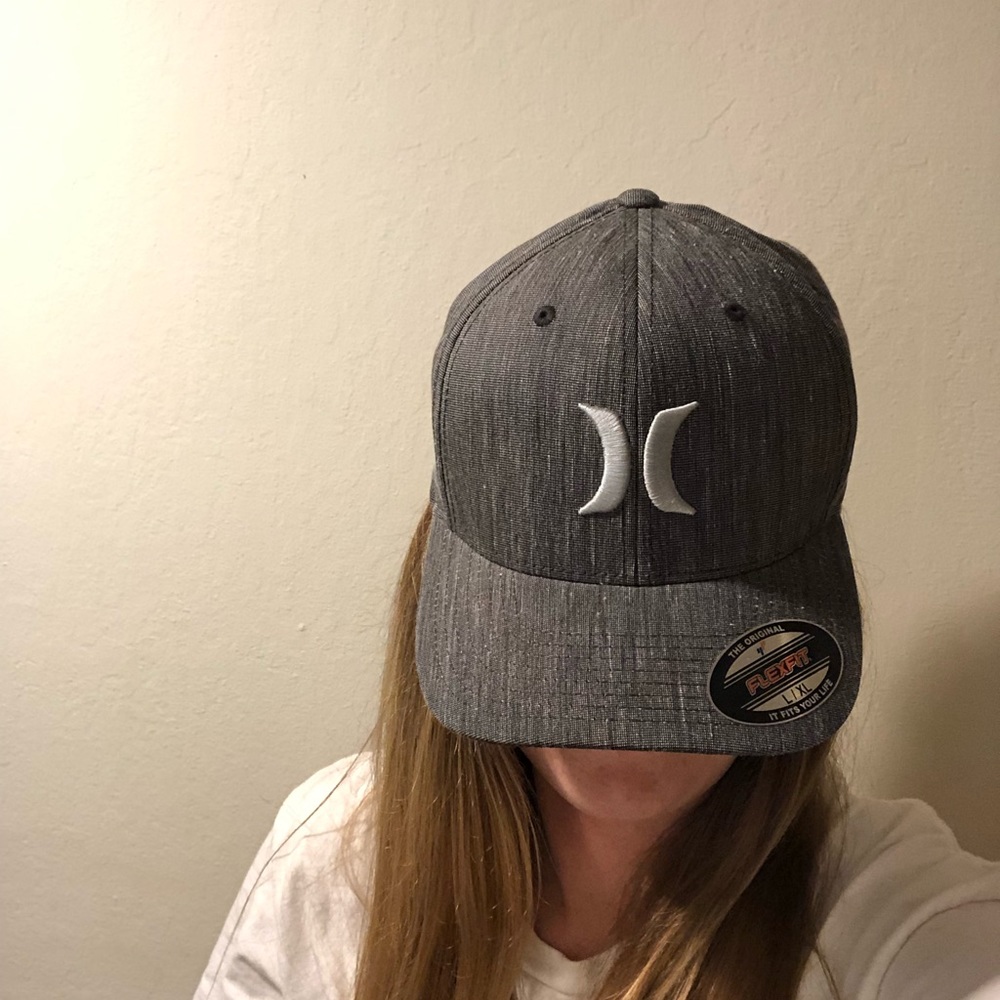 Hurley One and Only Dark Grey FlexFit Men’s Hat L-XL